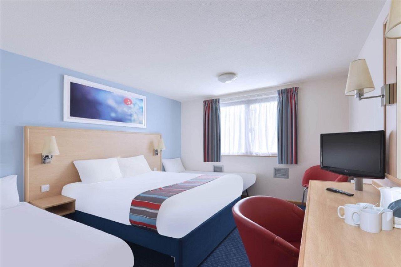 Travelodge Bedford Wyboston Exteriér fotografie