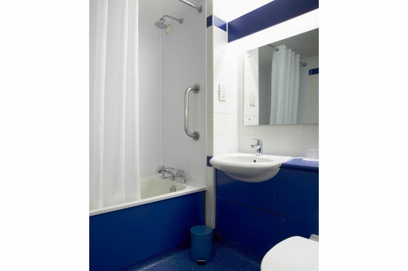 Travelodge Bedford Wyboston Exteriér fotografie