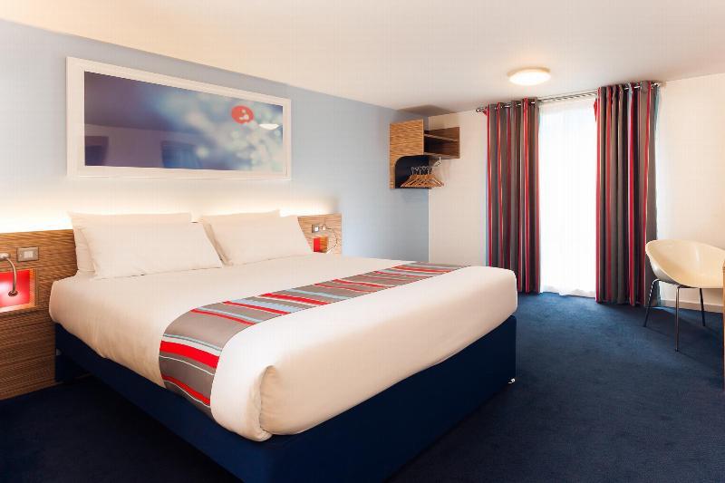 Travelodge Bedford Wyboston Exteriér fotografie