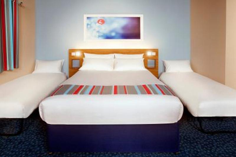 Travelodge Bedford Wyboston Exteriér fotografie